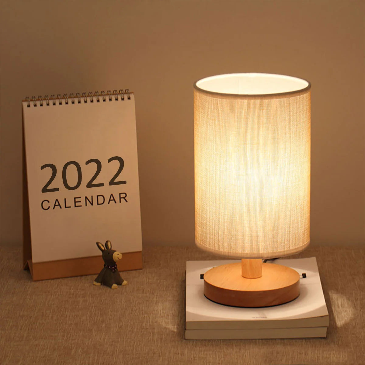 USB Wooden Bedside Table Lamp
