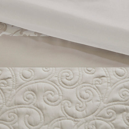 Embroidered 8-Piece Comforter Set - detail